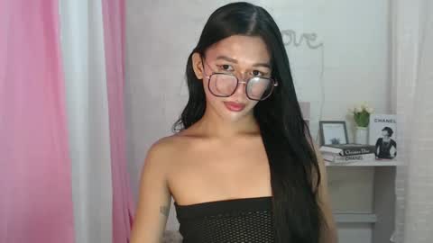Anyana online show from 12/12/24, 10:02