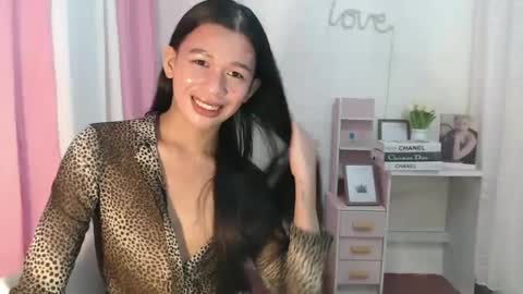 Anyana online show from 12/22/24, 12:50