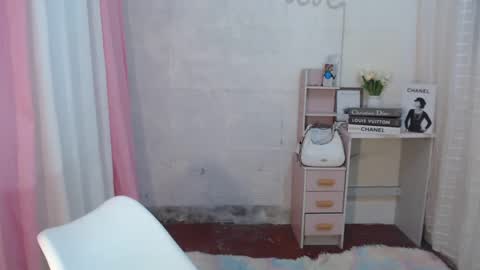 Anyana online show from 02/13/25, 07:13