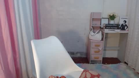Anyana online show from 02/26/25, 02:04