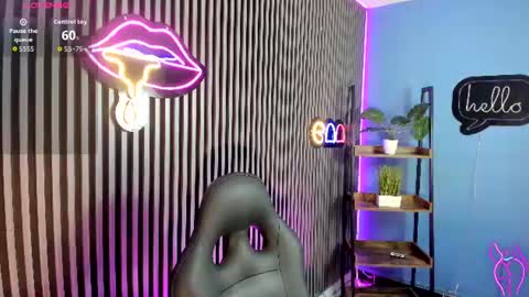 Luna Rosse  online show from 06/11/26, 12:36