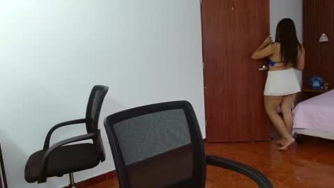 luna_rousse26 online show from 05/16/26, 01:43