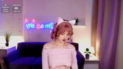 Luna online show from 10/21/25, 02:18