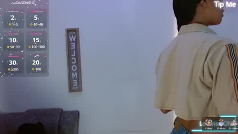 Snapshot of luna_starr69 chatting on 11/11/25, 12:49 luna_starr69 online show from 11/11/25, 12:49