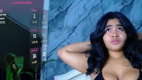 luna_tower online show from 10/22/25, 08:08