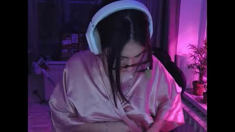 luna_vibe_ online show from 01/12/26, 01:49