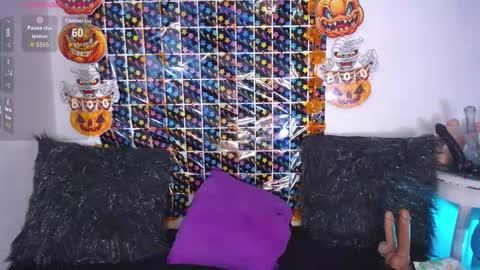 Snapshot of luna_vitihot chatting on 10/24/25, 12:23 luna_vitihot online show from 10/24/25, 12:23