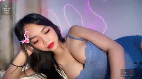 luna_whitedoll online show from 07/25/26, 09:18