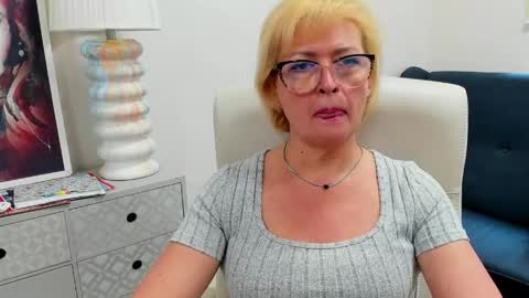 Snapshot of luna_xfantasy chatting on 06/03/26, 02:33 L u n a online show from 06/03/26, 02:33