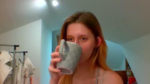 Snapshot of luna_xsensual chatting on 12/02/24, 02:52 L U N A online show from 12/02/24, 02:52
