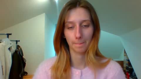 Snapshot of luna_xsensual chatting on 02/07/25, 02:47 L U N A online show from 02/07/25, 02:47