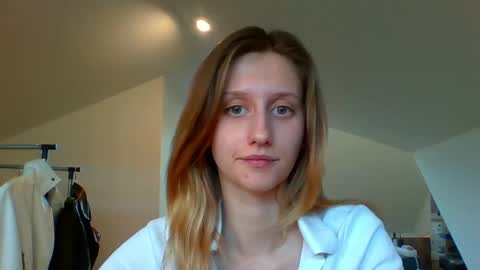 Snapshot of luna_xsensual chatting on 02/14/25, 03:05 L U N A online show from 02/14/25, 03:05