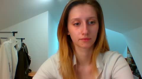 Snapshot of luna_xsensual chatting on 02/14/25, 06:08 L U N A online show from 02/14/25, 06:08