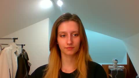 Snapshot of luna_xsensual chatting on 03/05/25, 06:34 L U N A online show from 03/05/25, 06:34