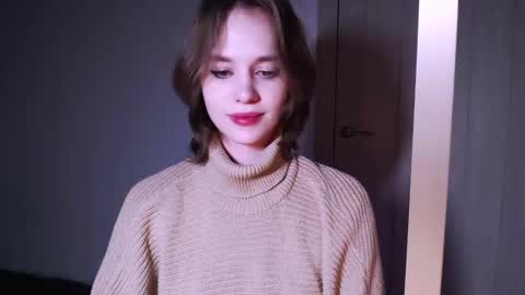 Luna online show from 12/25/24, 12:05