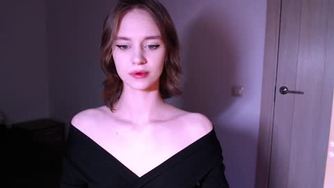 Luna online show from 01/20/25, 12:04