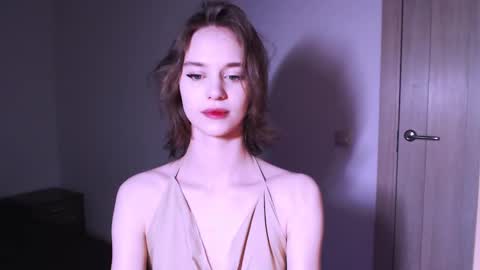 Luna online show from 01/20/25, 10:26