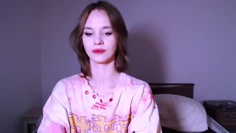 Luna online show from 01/31/25, 04:14