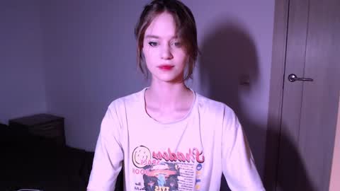 Luna online show from 02/06/25, 11:48