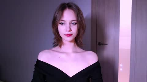 Luna online show from 02/08/25, 03:19