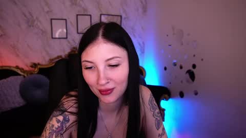 Snapshot of lunaamay chatting on 04/16/26, 06:47 lunaamay online show from 04/16/26, 06:47