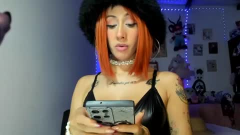 lunacristal_moon online show from 07/05/26, 01:18