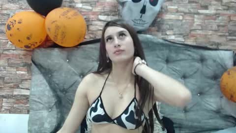 Luna online show from 10/20/25, 03:01