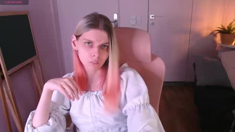 Luna online show from 05/09/26, 08:58