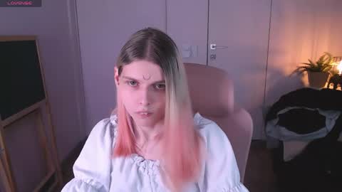 Luna online show from 05/10/26, 08:36