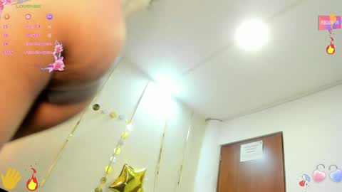 Luna online show from 12/24/24, 11:17