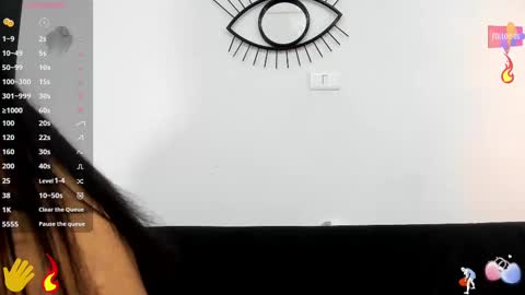 Luna online show from 02/14/25, 11:42