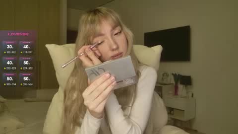 Snapshot of lunainnk chatting on 03/14/26, 12:50 Luna online show from 03/14/26, 12:50