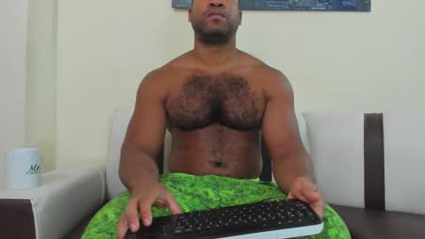 Luna online show from 10/14/25, 08:15