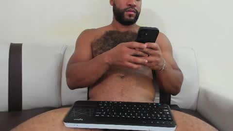 Snapshot of lunainsane58 chatting on 07/30/26, 02:38 Luna online show from 07/30/26, 02:38