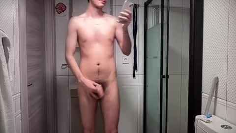 LunaPica online show from 12/29/24, 03:13