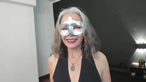 lunamisteriosa_ online show from 09/26/25, 11:25