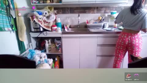 LUNA online show from 02/21/25, 04:05