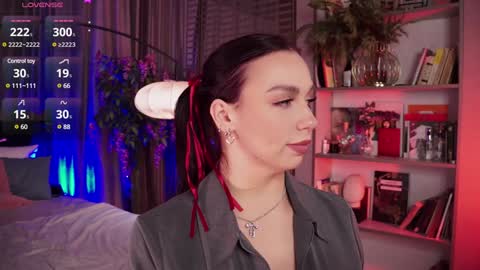 Luna  next streams Mon Fri Sat Sun 8pm-5am gmt0 online show from 01/12/25, 11:58