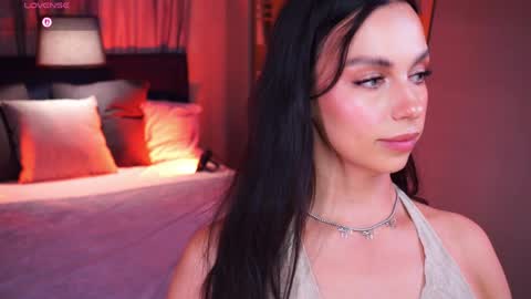 Luna  next streams Mon Fri Sat Sun 8pm-5am gmt0 online show from 06/06/26, 08:46