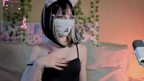 Luna online show from 05/30/26, 12:24