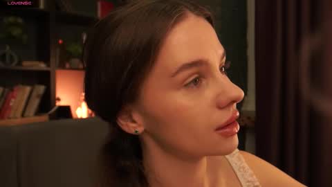 Snapshot of lunaolivia_ chatting on 10/01/25, 12:44 lunaolivia_ online show from 10/01/25, 12:44