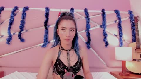 Luna Page online show from 12/28/24, 05:35