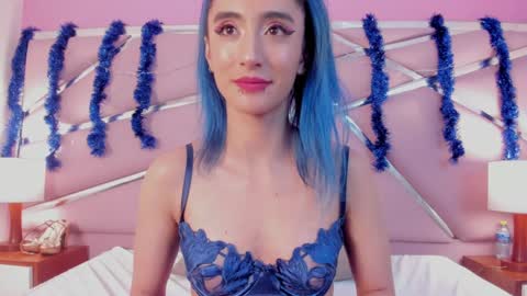 Luna Page online show from 01/05/25, 02:08