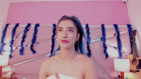 Luna Page online show from 01/06/25, 02:03