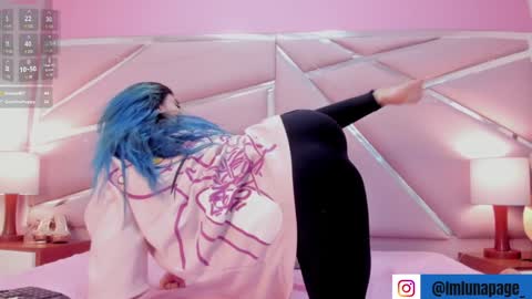 Luna Page online show from 01/18/25, 02:33