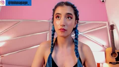 Luna Page online show from 03/03/25, 05:07