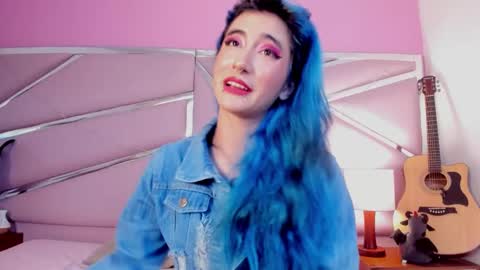 Luna Page online show from 03/07/25, 02:56