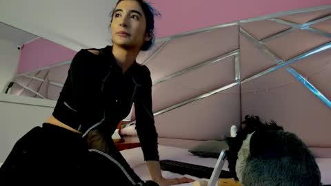 Luna Page online show from 03/08/25, 01:14