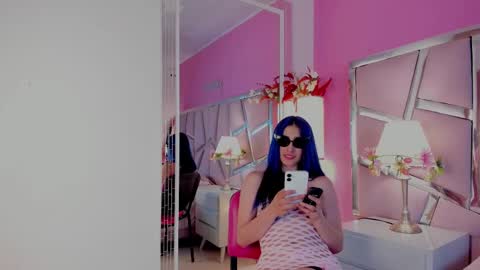 Luna Page online show from 09/08/25, 08:30