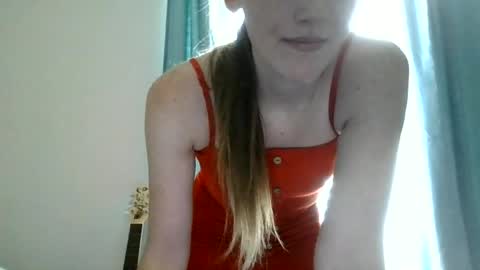 lunapixie2020 online show from 07/01/26, 06:40